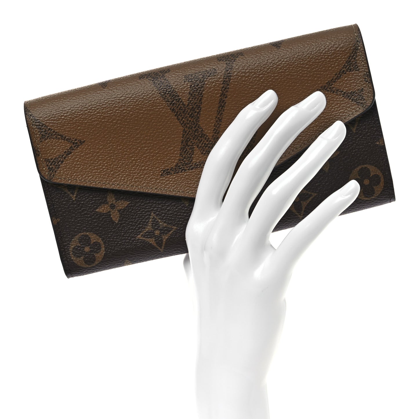 Reverse Monogram Giant Sarah Wallet