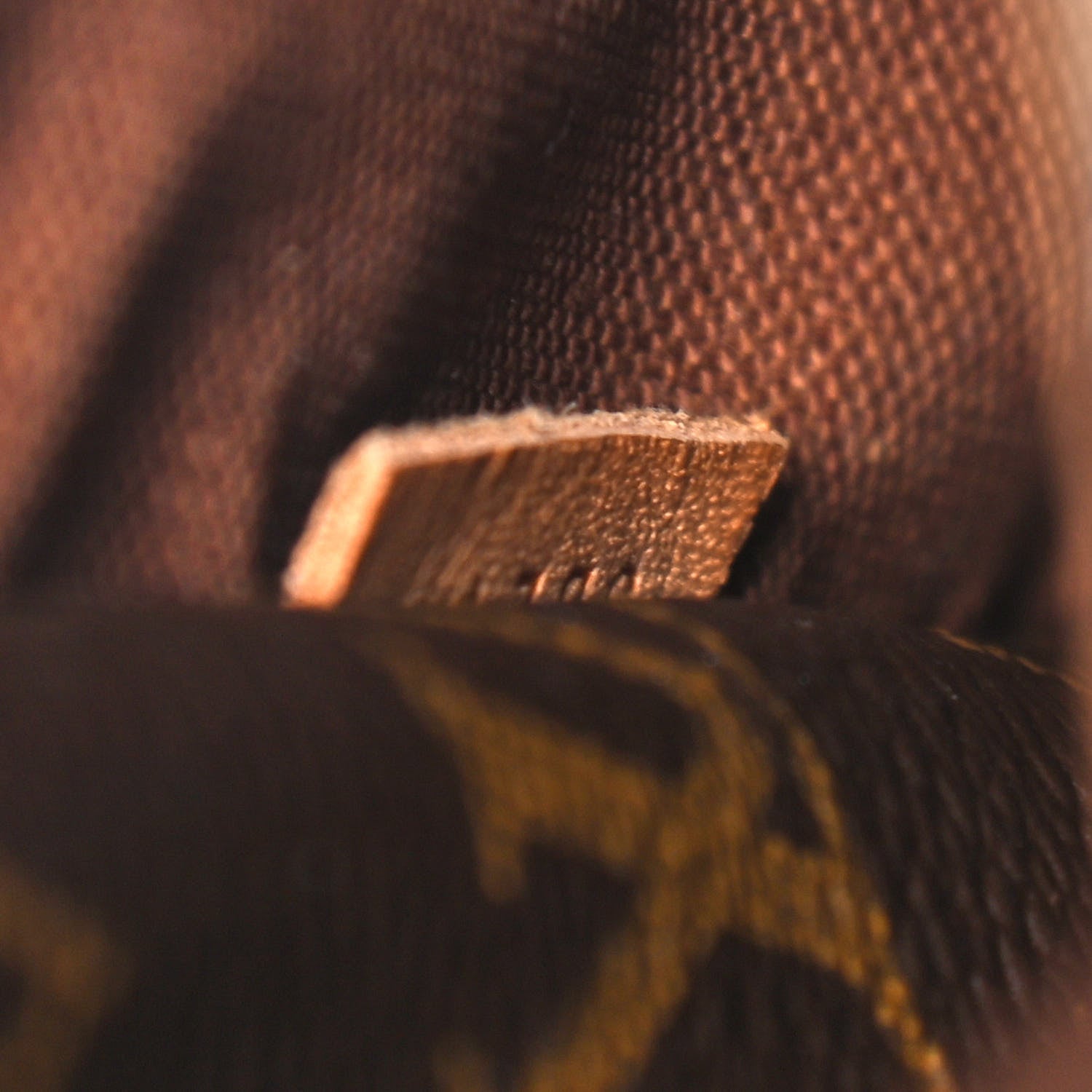 Louis Vuitton Monogram Totally PM 7 of 13