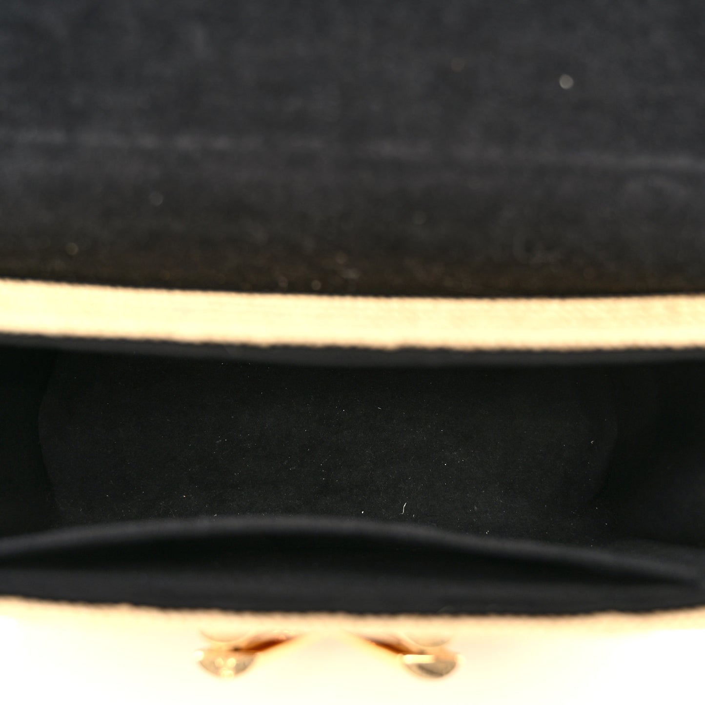 Calfskin Raffia Twist Shoulder Bag MM Black
