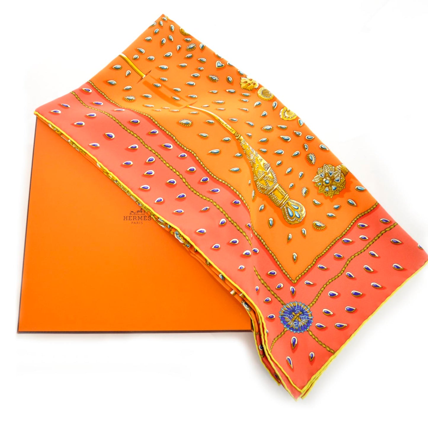 Silk Tresors Retrouves Scarf 90