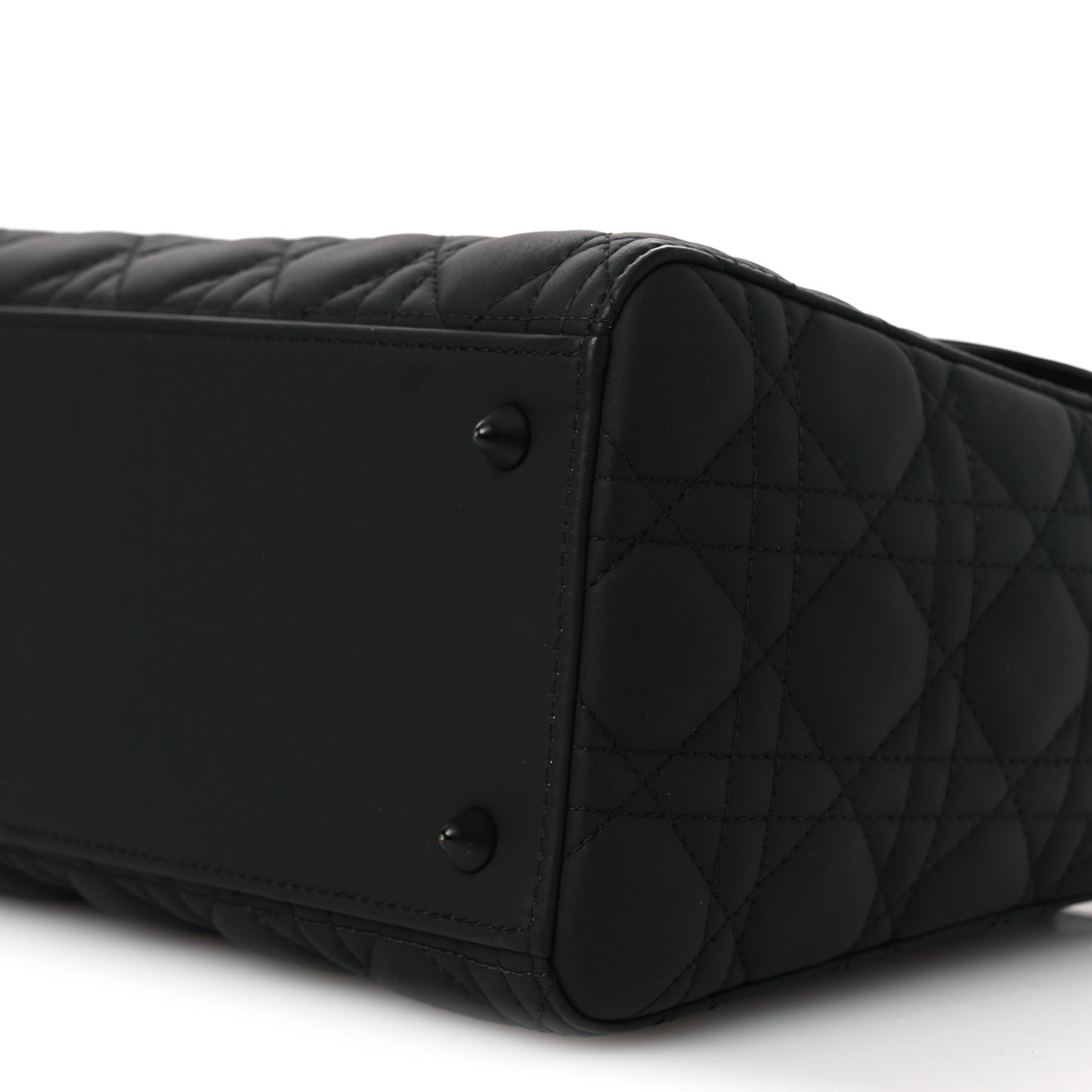 Ultra Matte Calfskin Cannage Medium Lady Dior Black