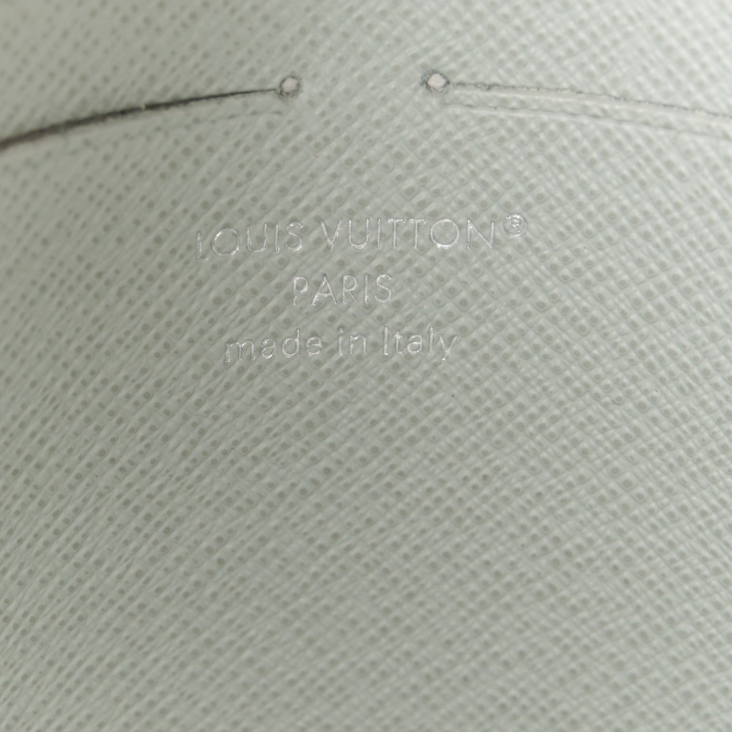 Louis Vuitton Monogram Pochette Voyage Gradient Grey 6 of 8