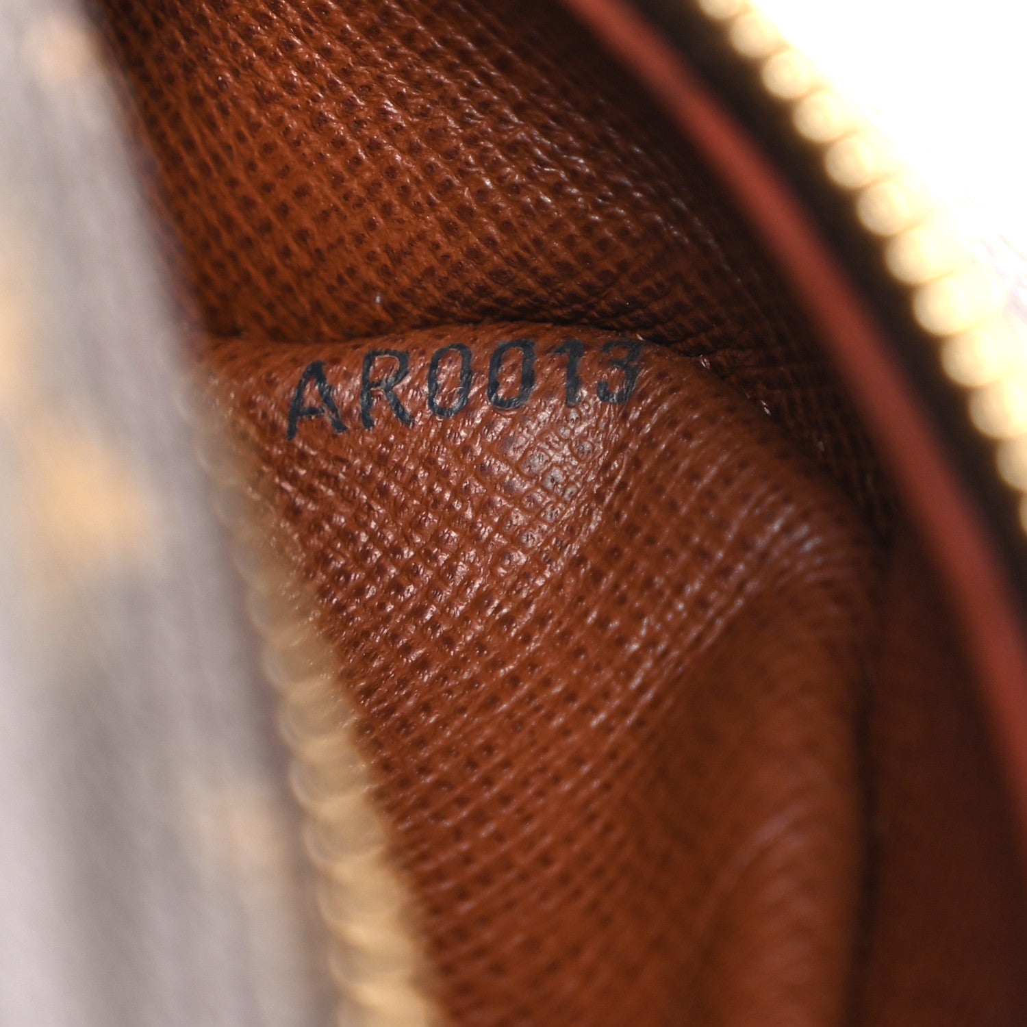 Louis Vuitton Monogram Nil 28 7 of 10