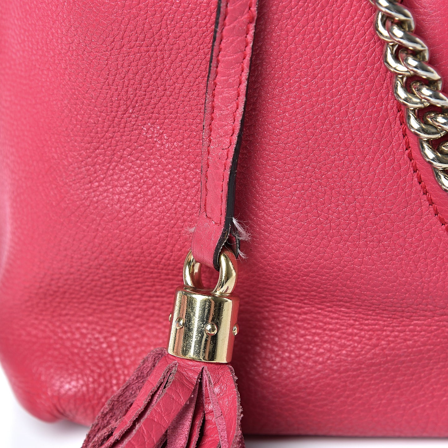 Pebbled Calfskin Medium Soho Chain Shoulder Bag Pink
