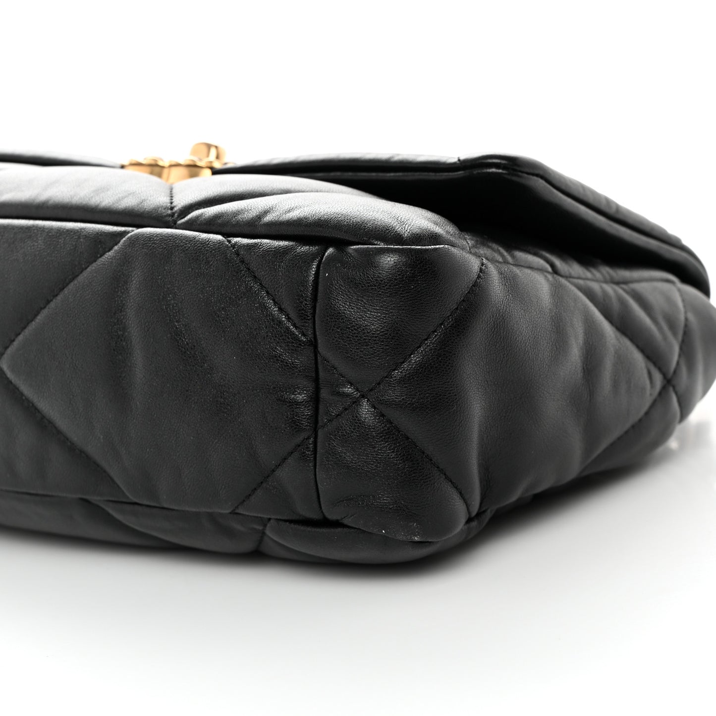 Lambskin Quilted Medium Chanel 19 Flap Black