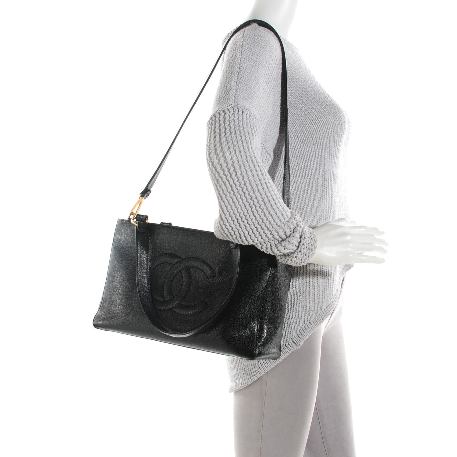 Chanel Caviar Timeless CC Shoulder Bag Black 2 of 7