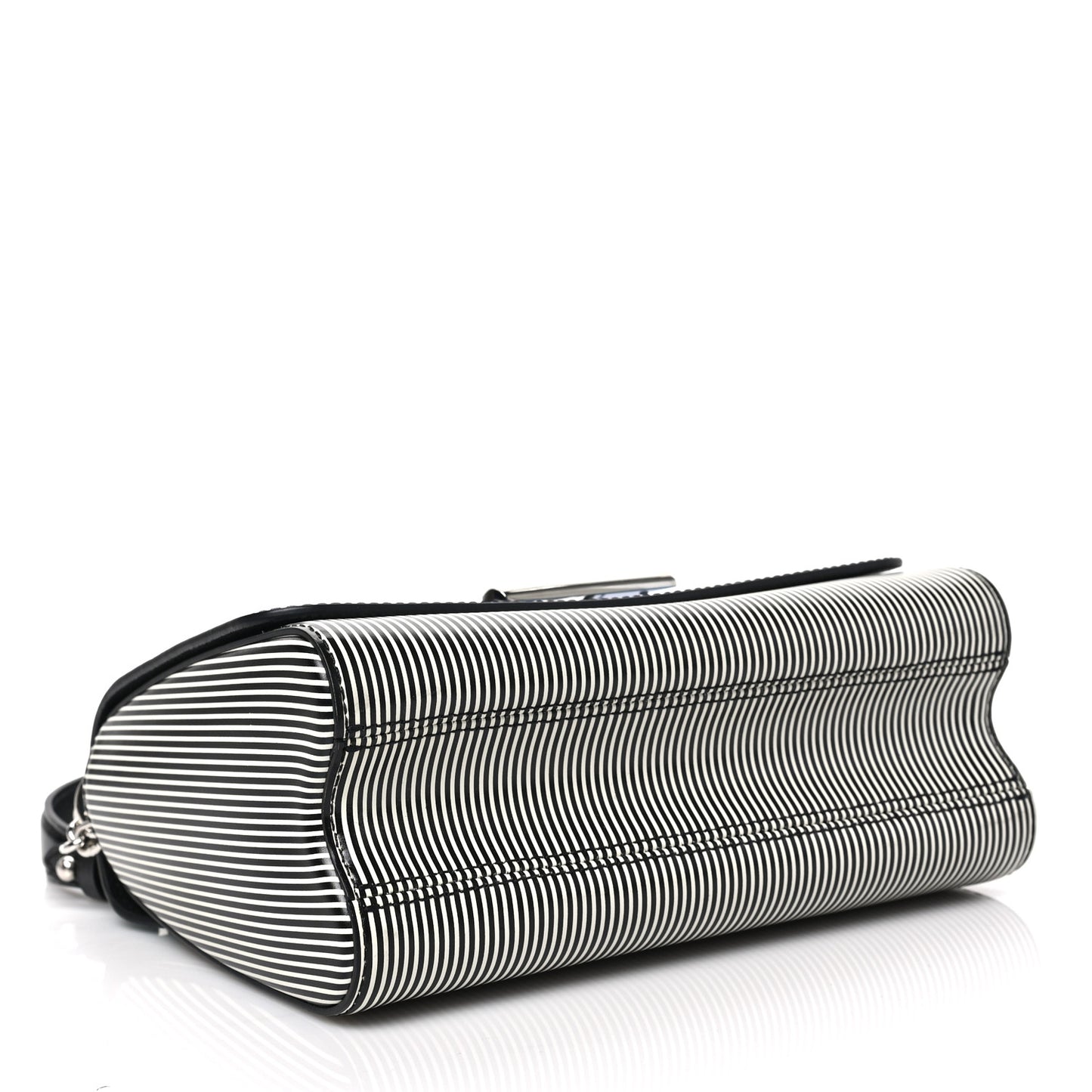 Calfskin Gradient Twist MM Black Toledo