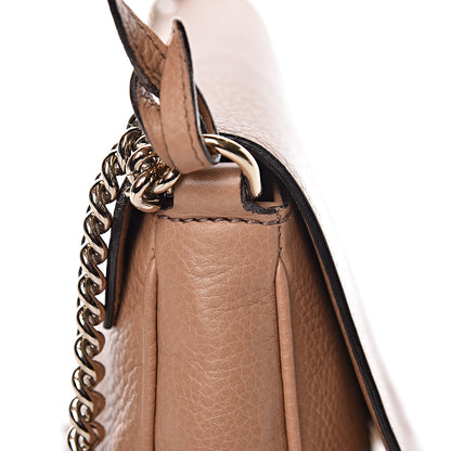 Gucci Pebbled Calfskin Medium Soho Flap Crossbody Camelia 14 of 22