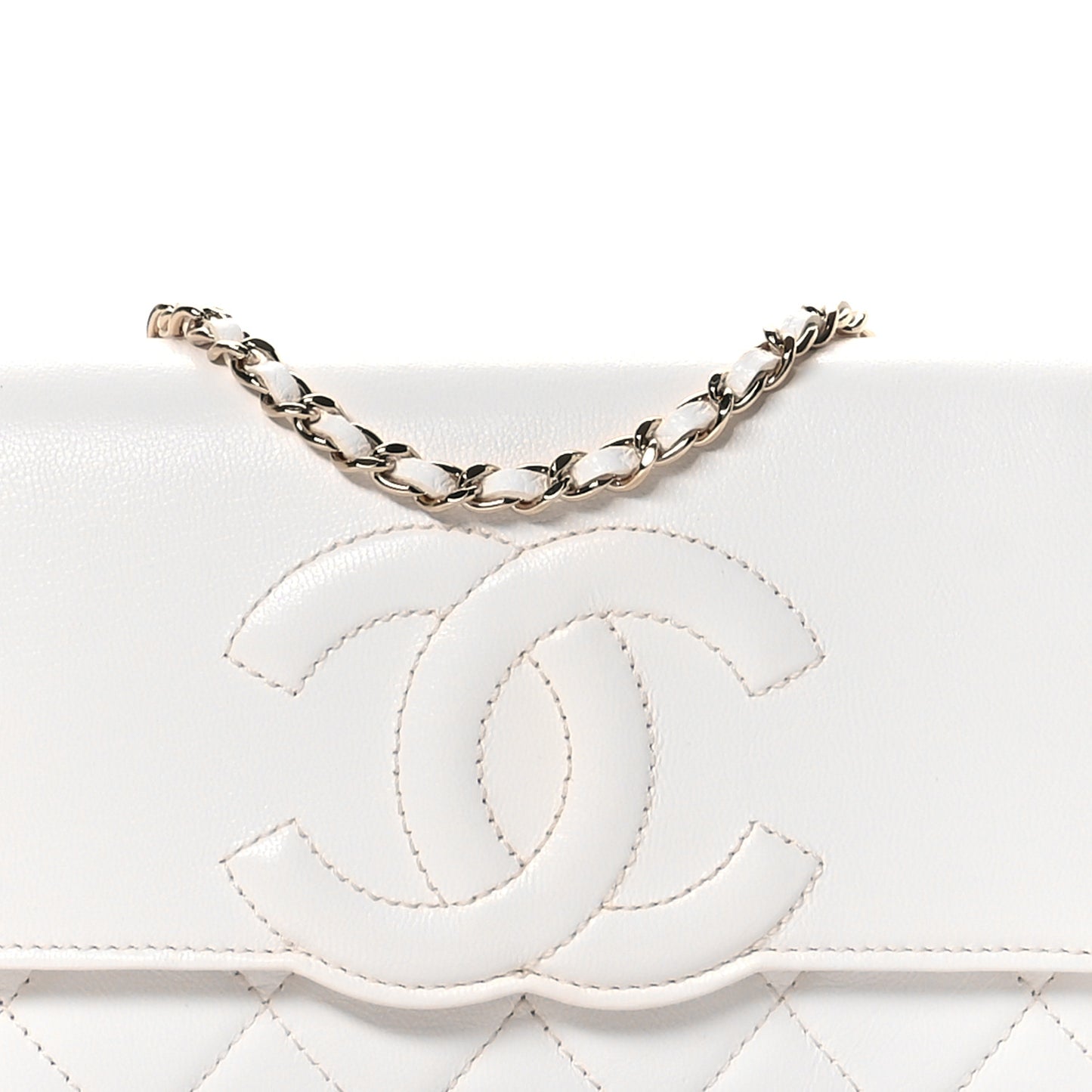 Goatskin Quilted Timeless CC Wallet On Chain WOC White