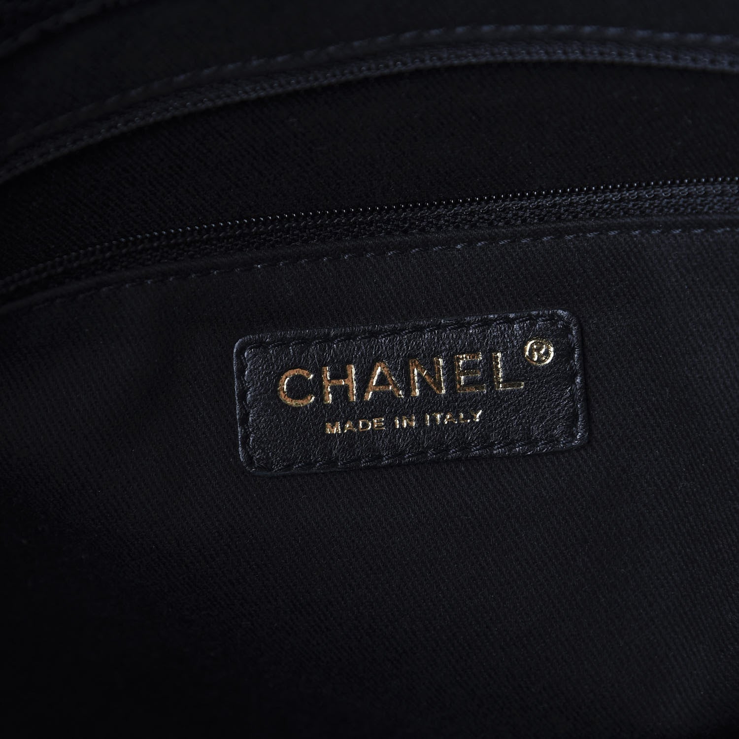 Chanel Crumpled Grained Calfskin Medium Coco Pleats Messenger Flap Black 6 of 11