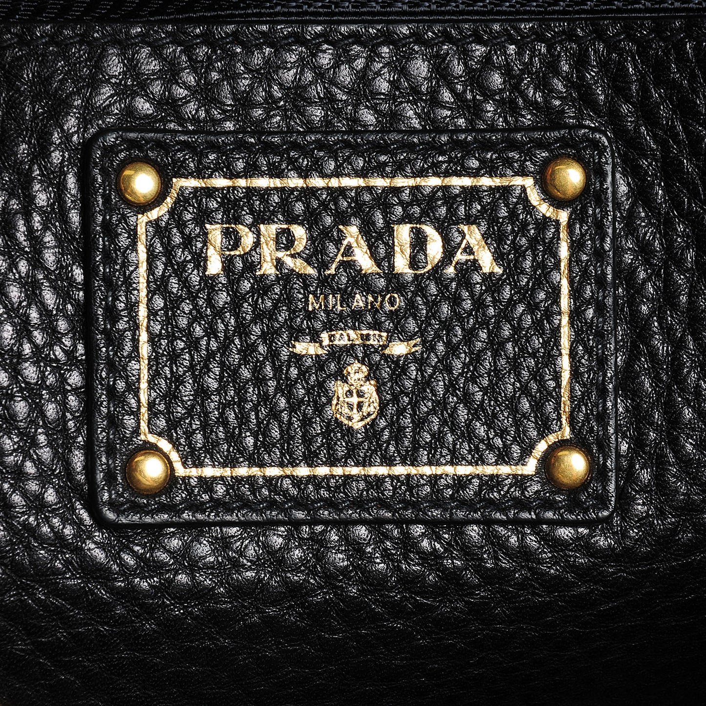 Vitello Daino Shoulder Bag Nero Black