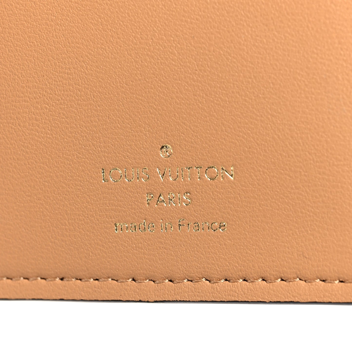 Taurillon LV Vertical Capucines Wallet Black Arizona