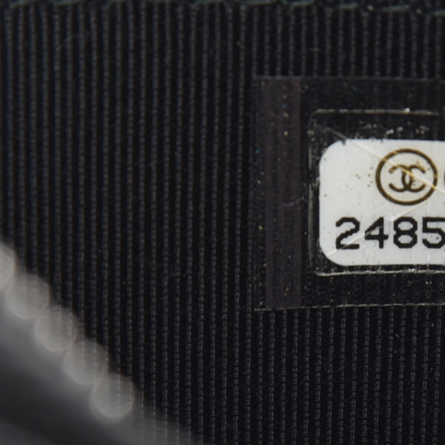 Chanel Iridescent Caviar Quilted Zip Coin Purse Black 9 of 10