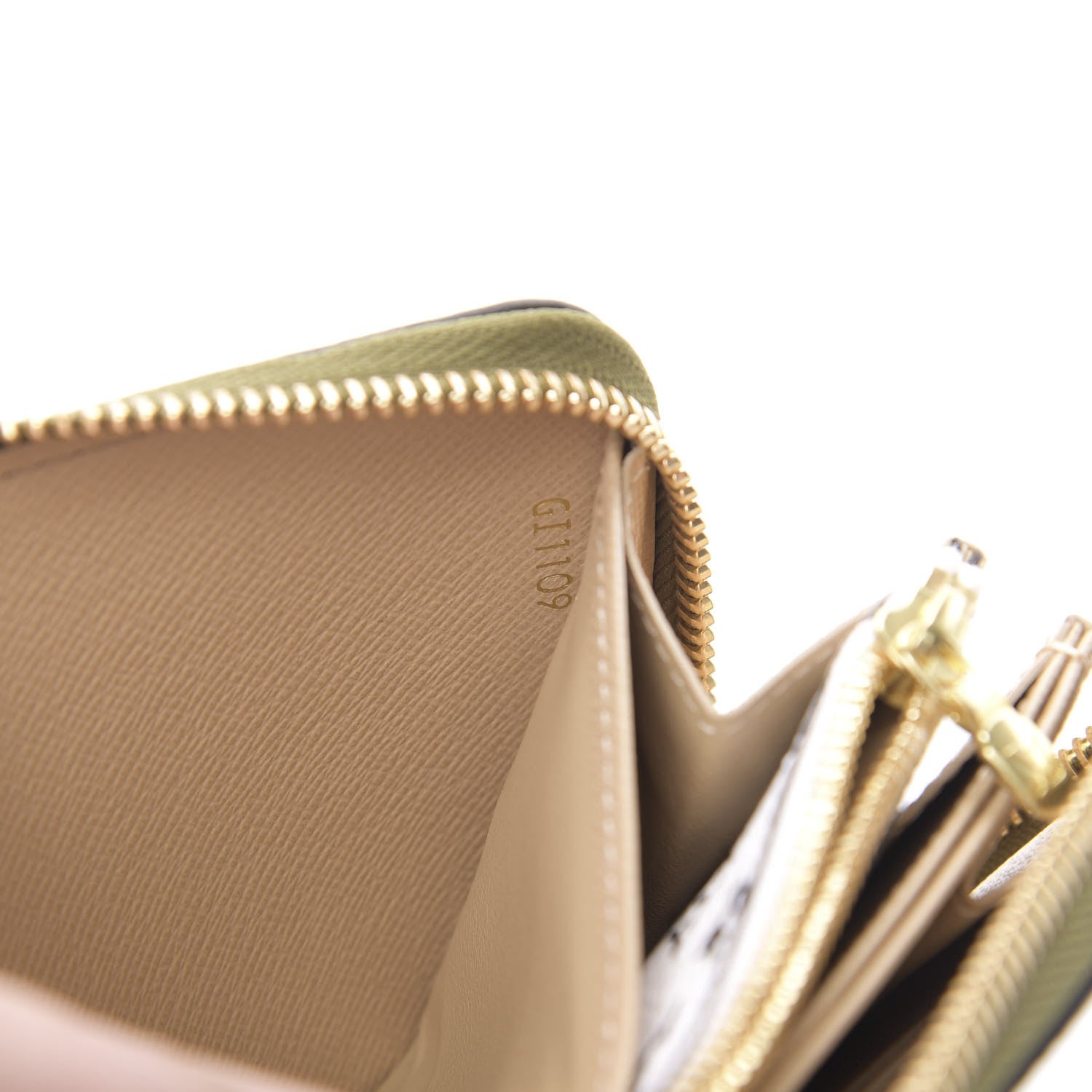 Louis Vuitton Monogram Giant Zippy Wallet Kaki White 7 of 9