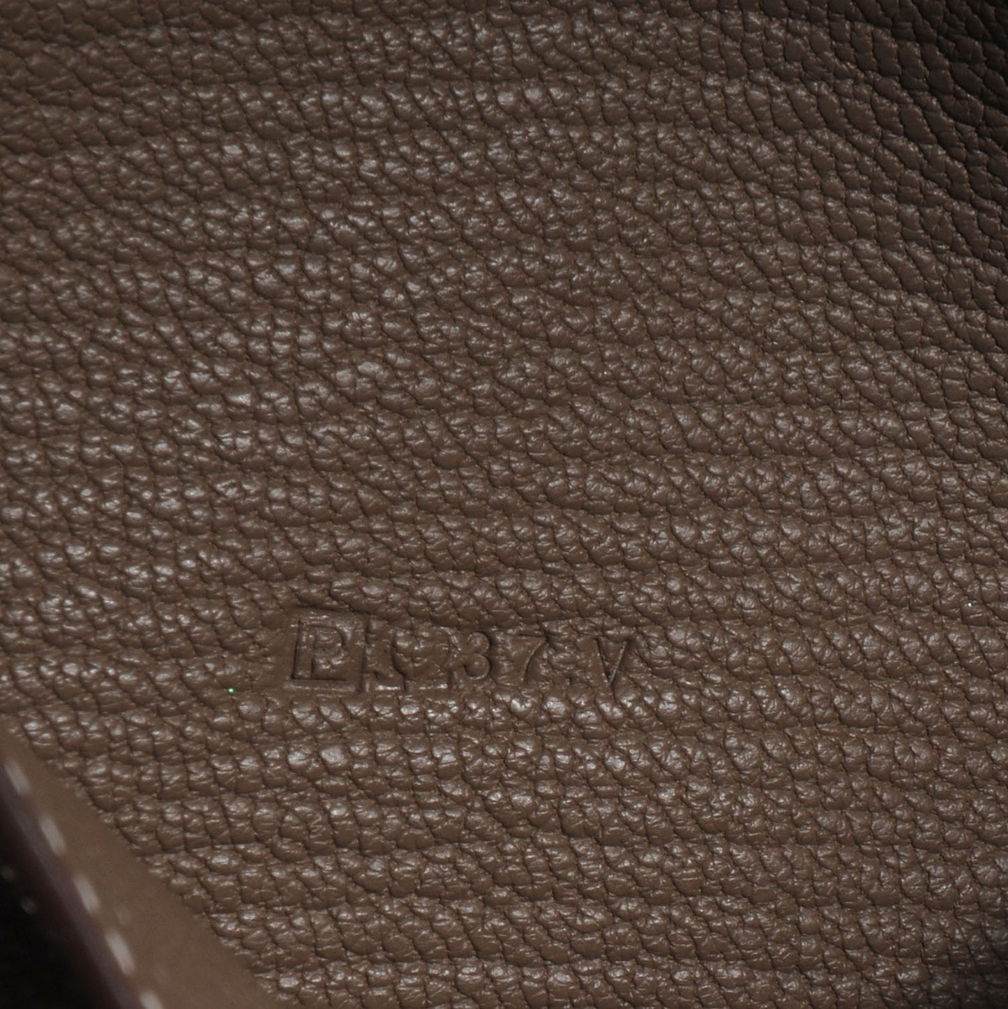 Chèvre Mysore Bearn Gusset Wallet Etoupe
