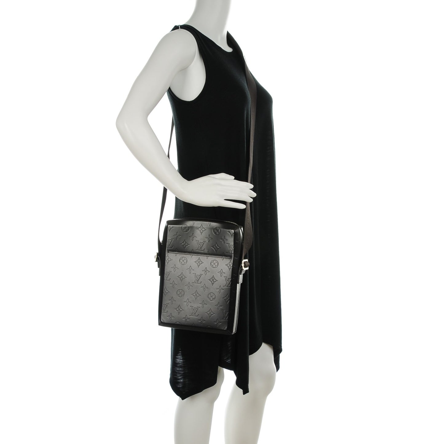 Monogram Glace Bobby Cafe