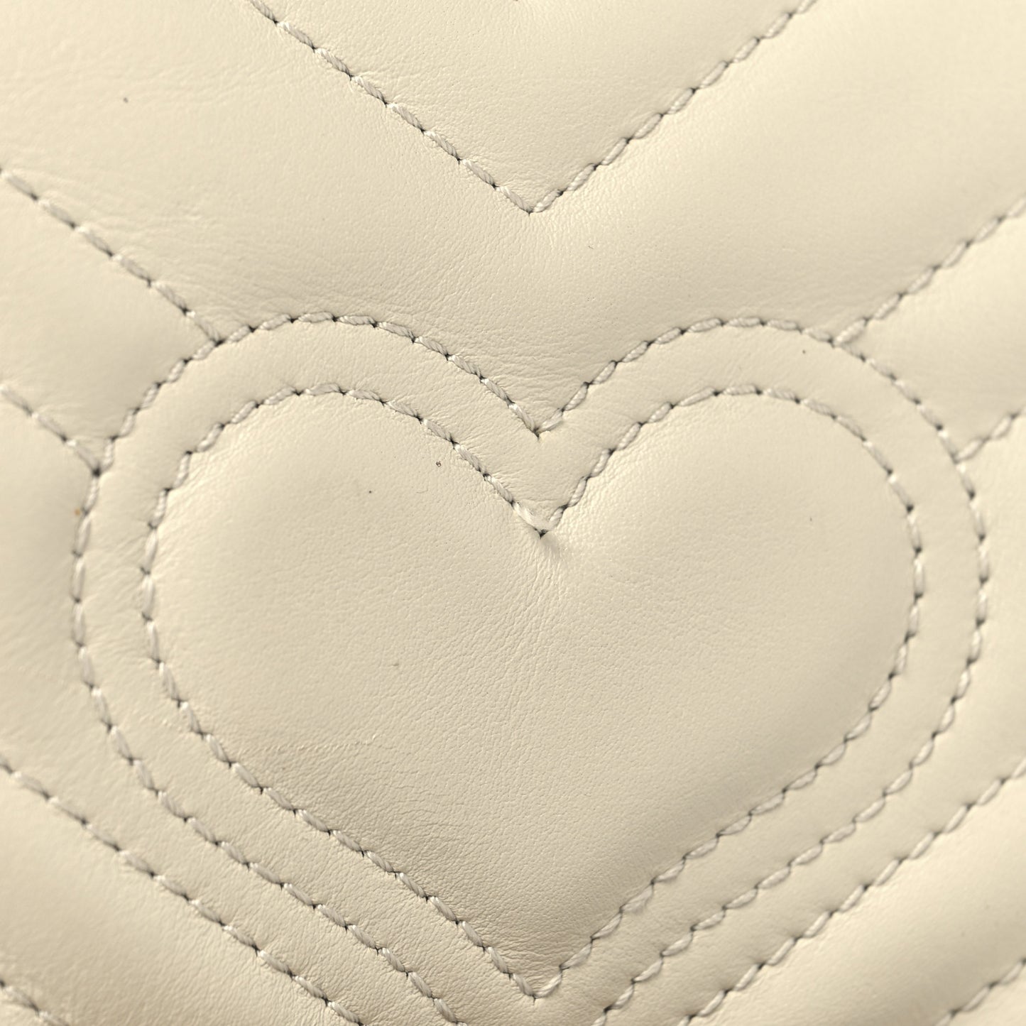Calfskin Matelasse Super Mini GG Marmont Shoulder Bag White