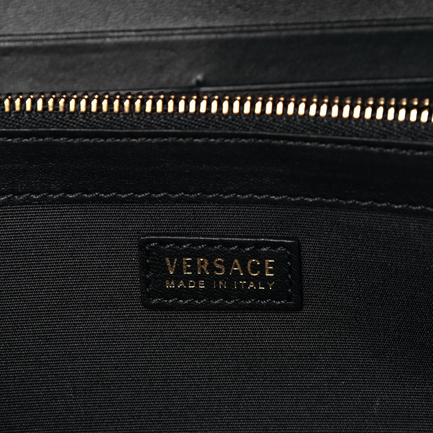 Nappa Barocco Quilted Medusa Wallet On Chain Crossbody Black