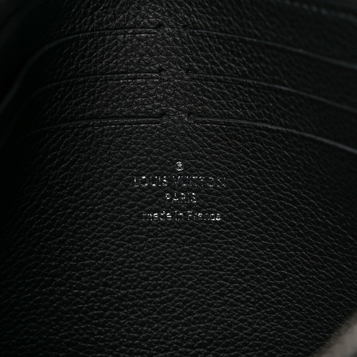 Soft Calfskin My Lockme Pochette Black