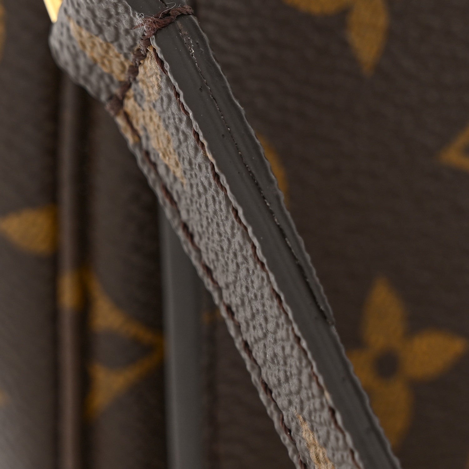 Louis Vuitton Monogram Pochette Metis 14 of 15