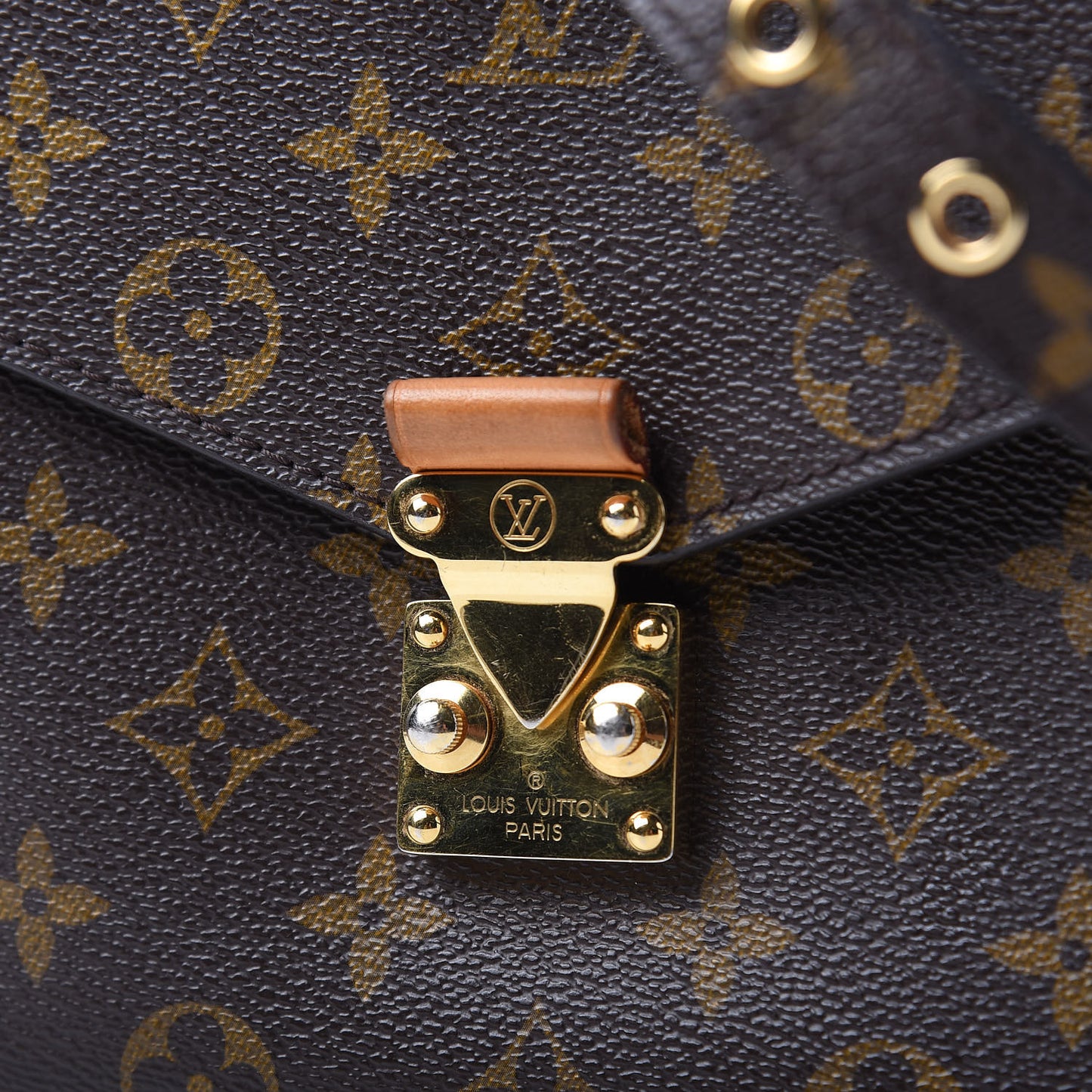 Monogram Pochette Metis