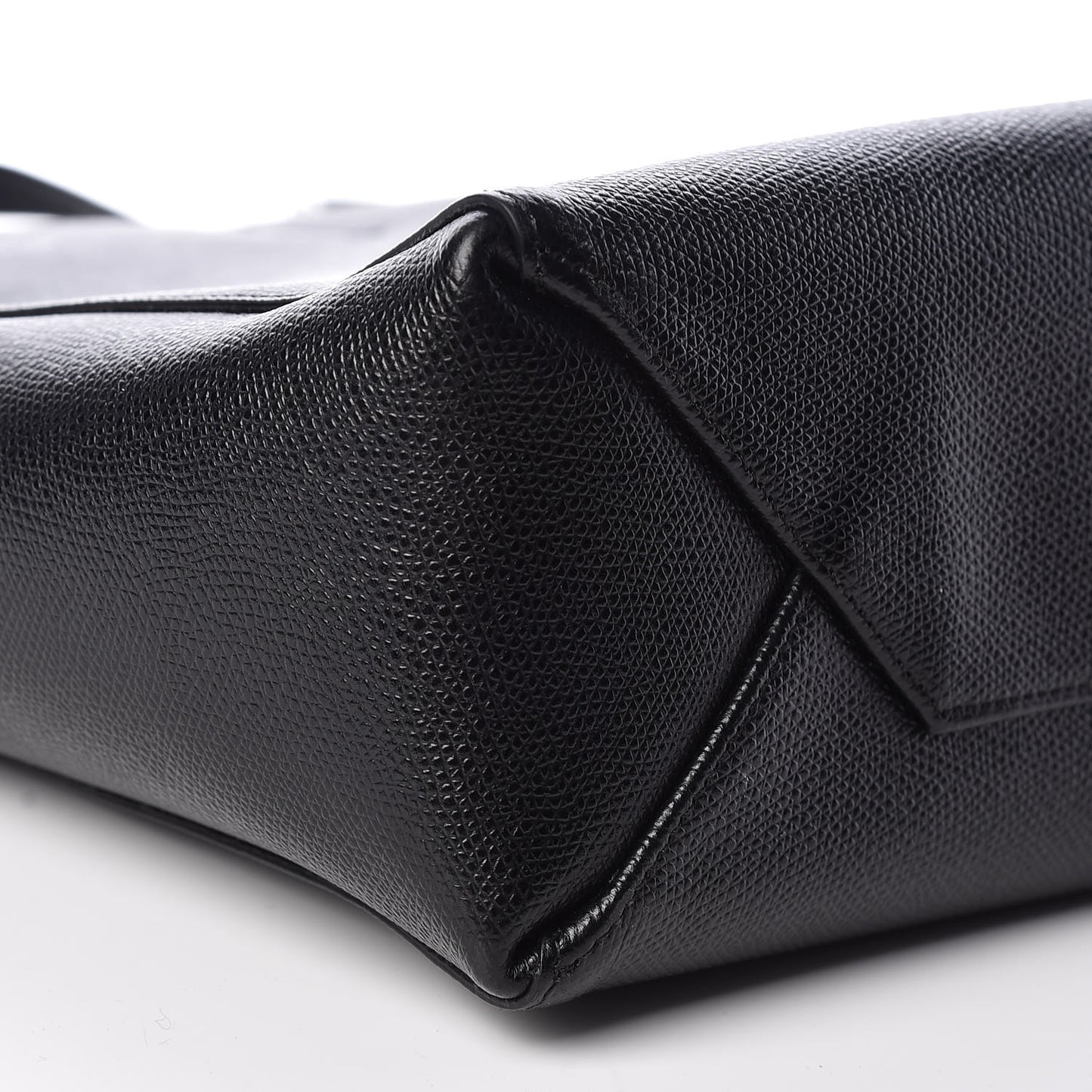 Grained Calfskin Small Vertical Cabas Black
