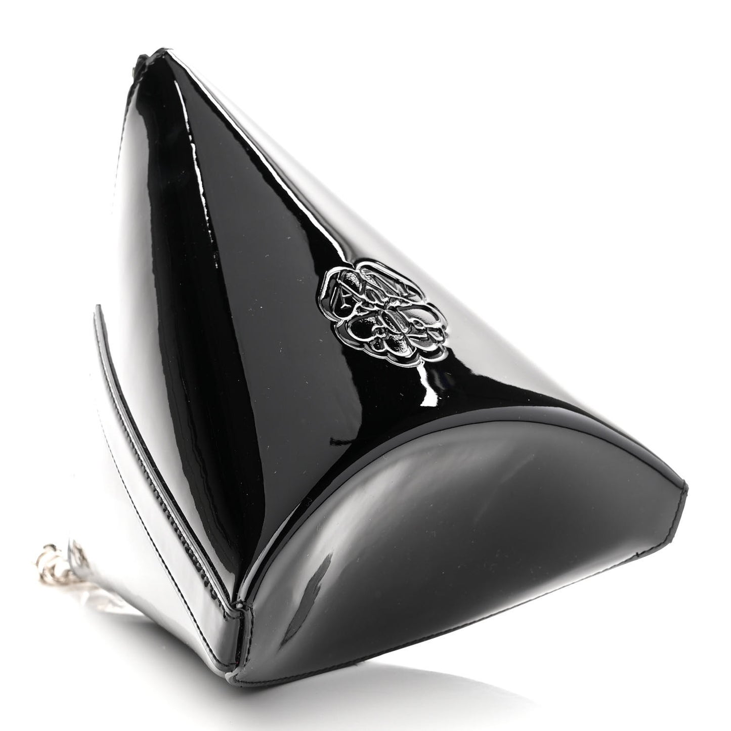 Patent Calfskin The Curve Pouch Black