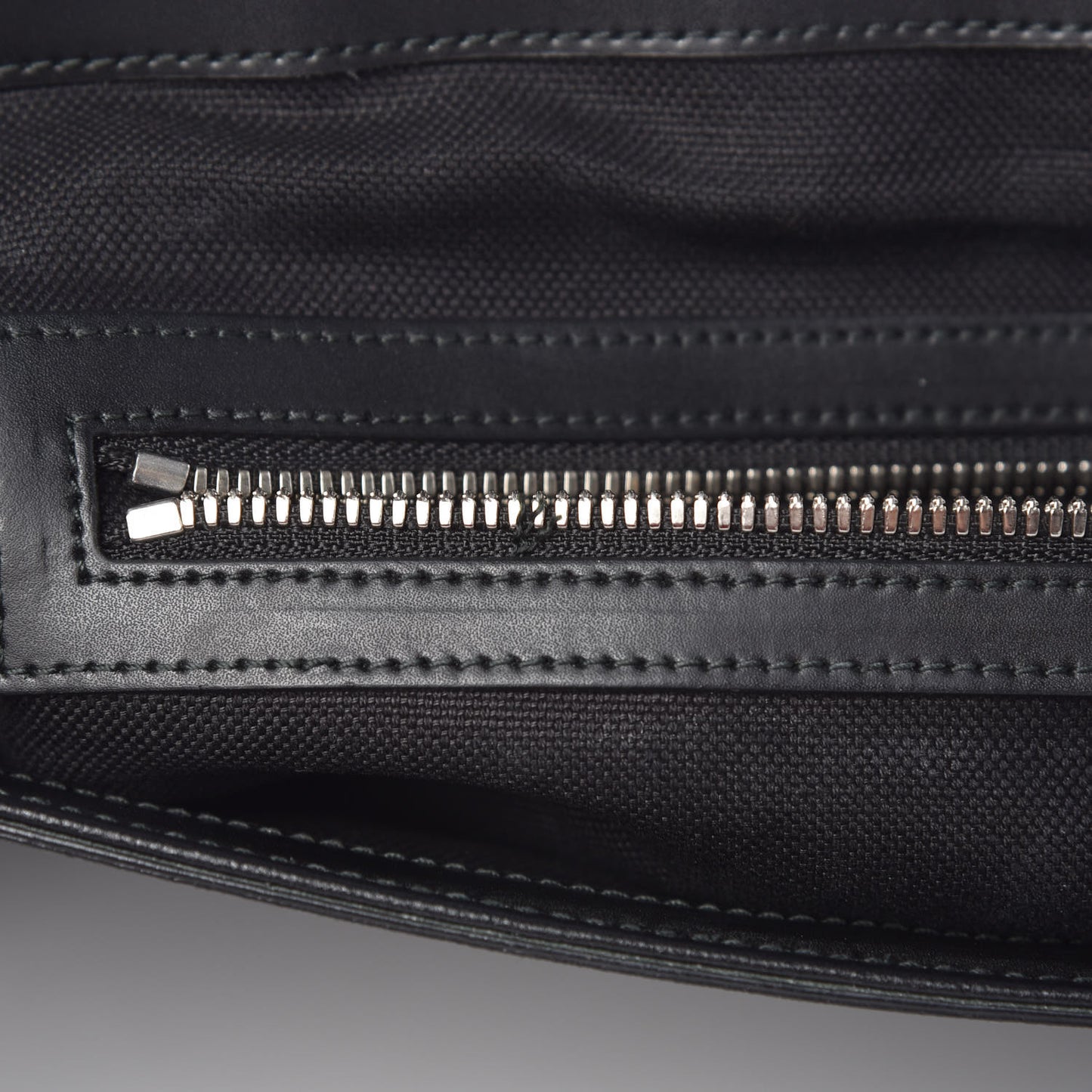 GG Supreme Monogram Web Flap Messenger Bag Black Grey