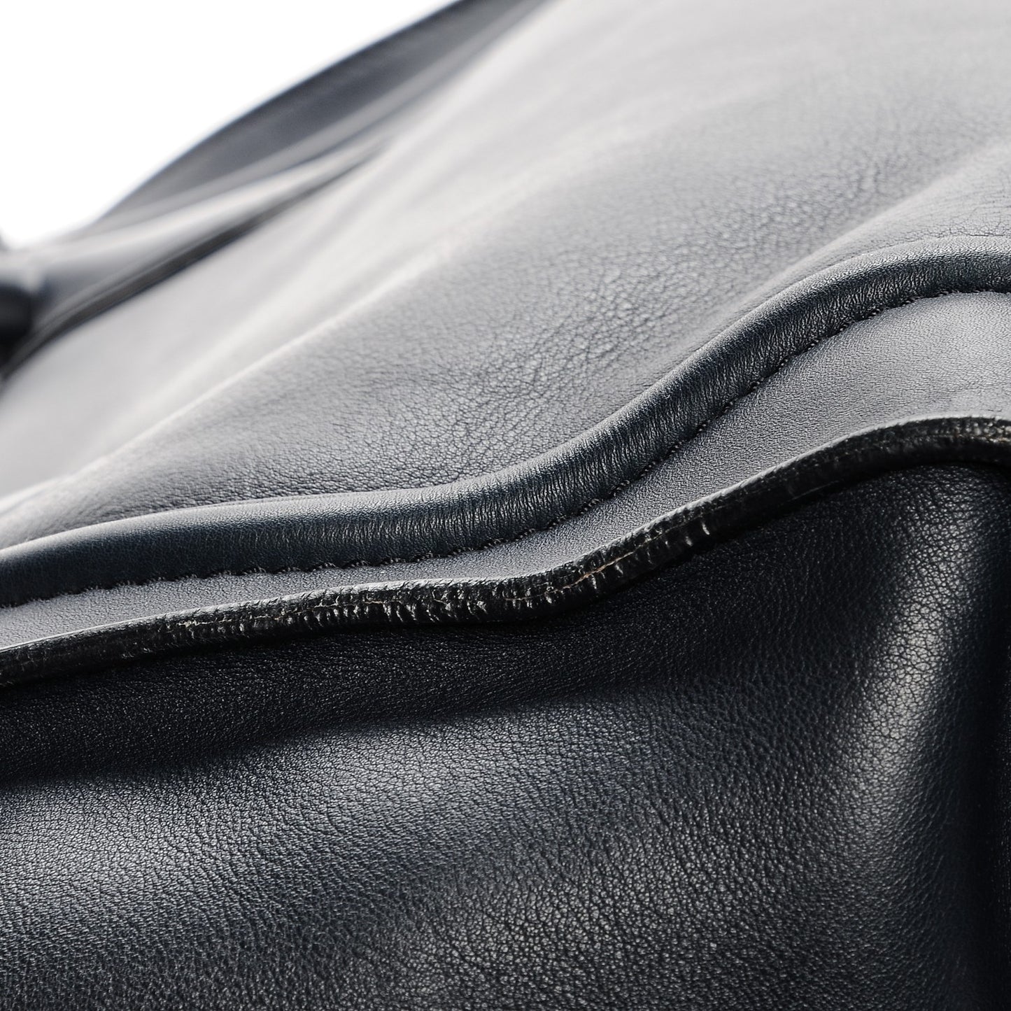 Smooth Calfskin Shoulder Luggage Navy