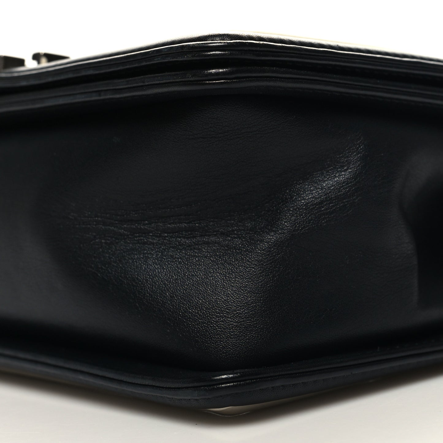 Calfskin Pleated Medium Boy In Rome Flap Black White