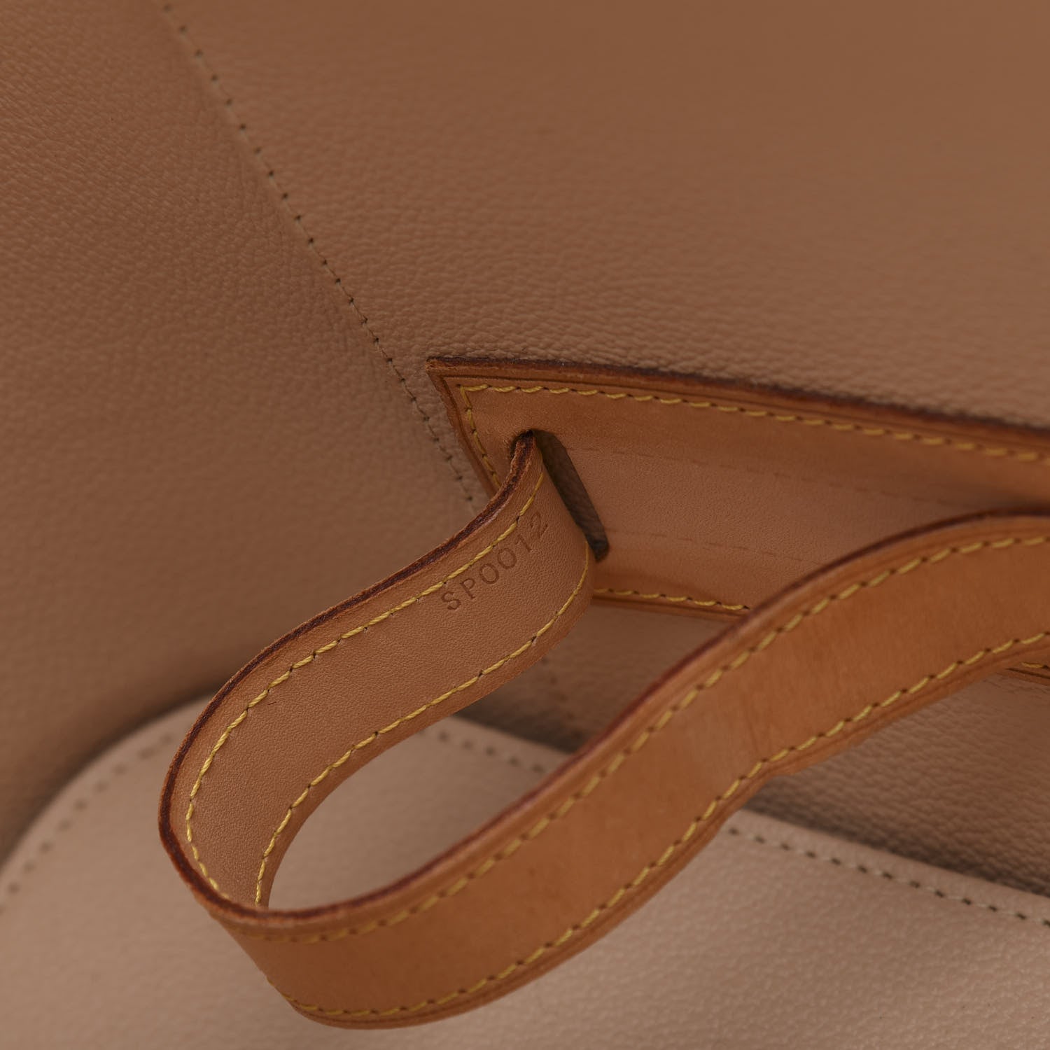 Louis Vuitton Monogram Nice 16 of 24