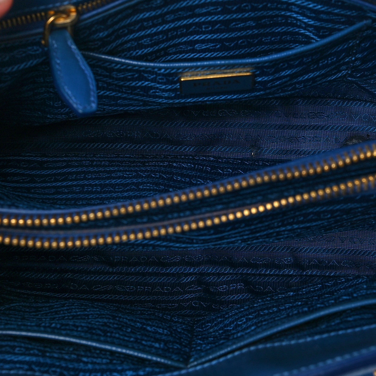 Saffiano Lux Parabole Tote Bleuette