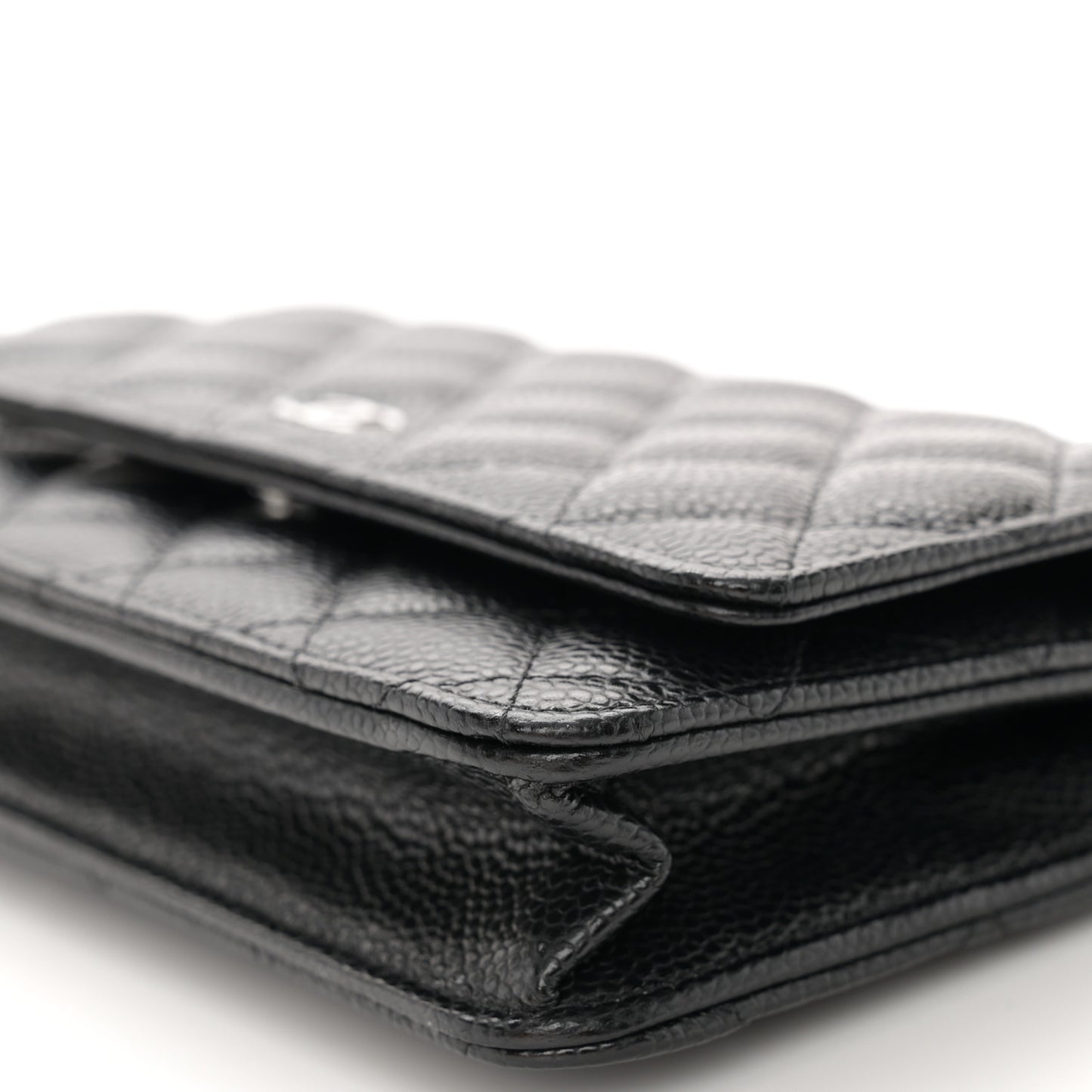 Caviar Quilted Wallet on Chain WOC Black