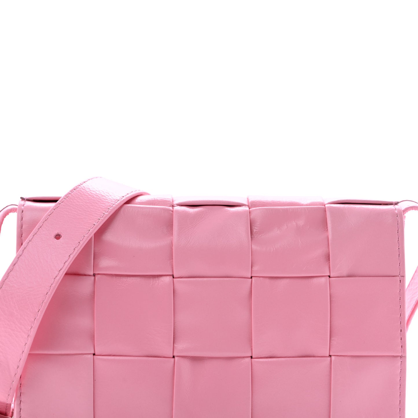 Paper Calfskin Maxi Intreccio Small Cassette Crossbody Bag Ribbon