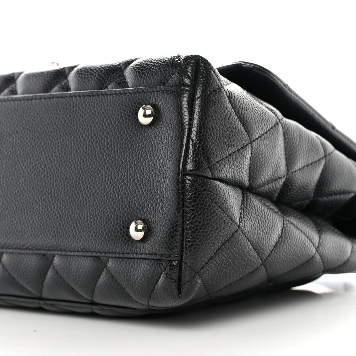Caviar Quilted Jumbo Kelly Flap Bag Black