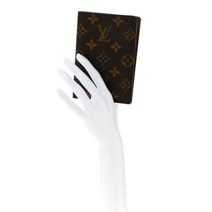 Louis Vuitton Monogram Passport Cover 2 of 9