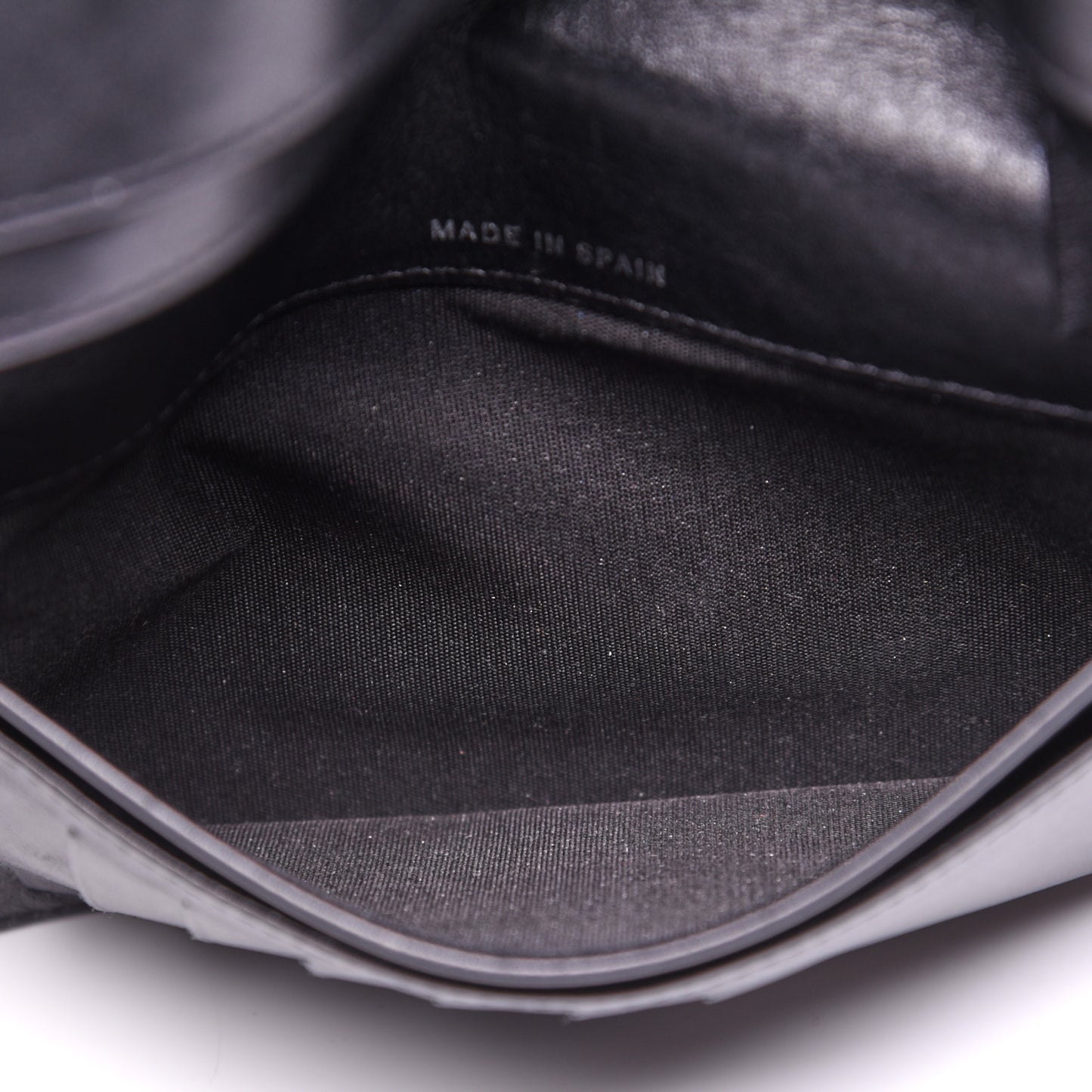 Caviar Timeless CC Yen Wallet Black