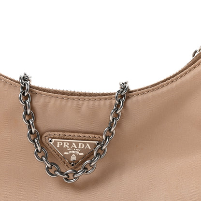 Prada Nylon Re-Edition 2005 Shoulder Bag Cammeo 7 of 9