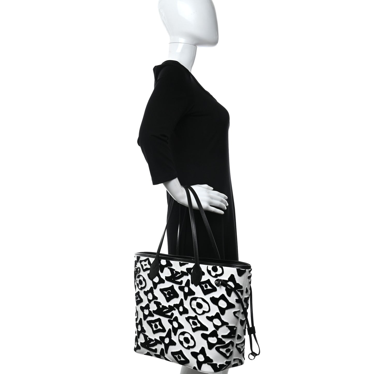 X UF Tufted Monogram Neverfull MM Black White