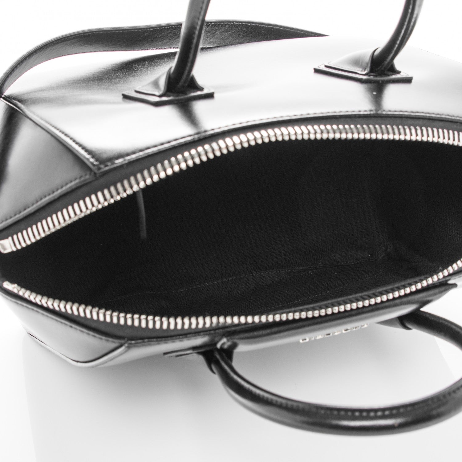 Givenchy Shiny Lord Calfskin Medium Antigona Black 5 of 7