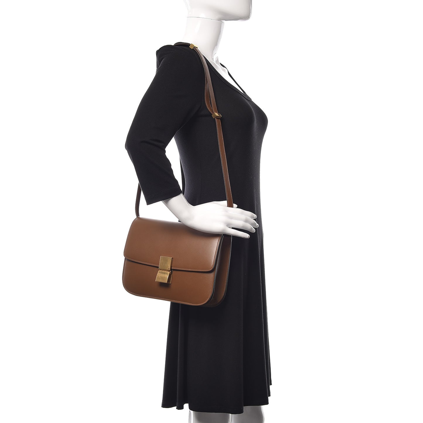 Box Calfskin Medium Classic Box Flap Bag Camel