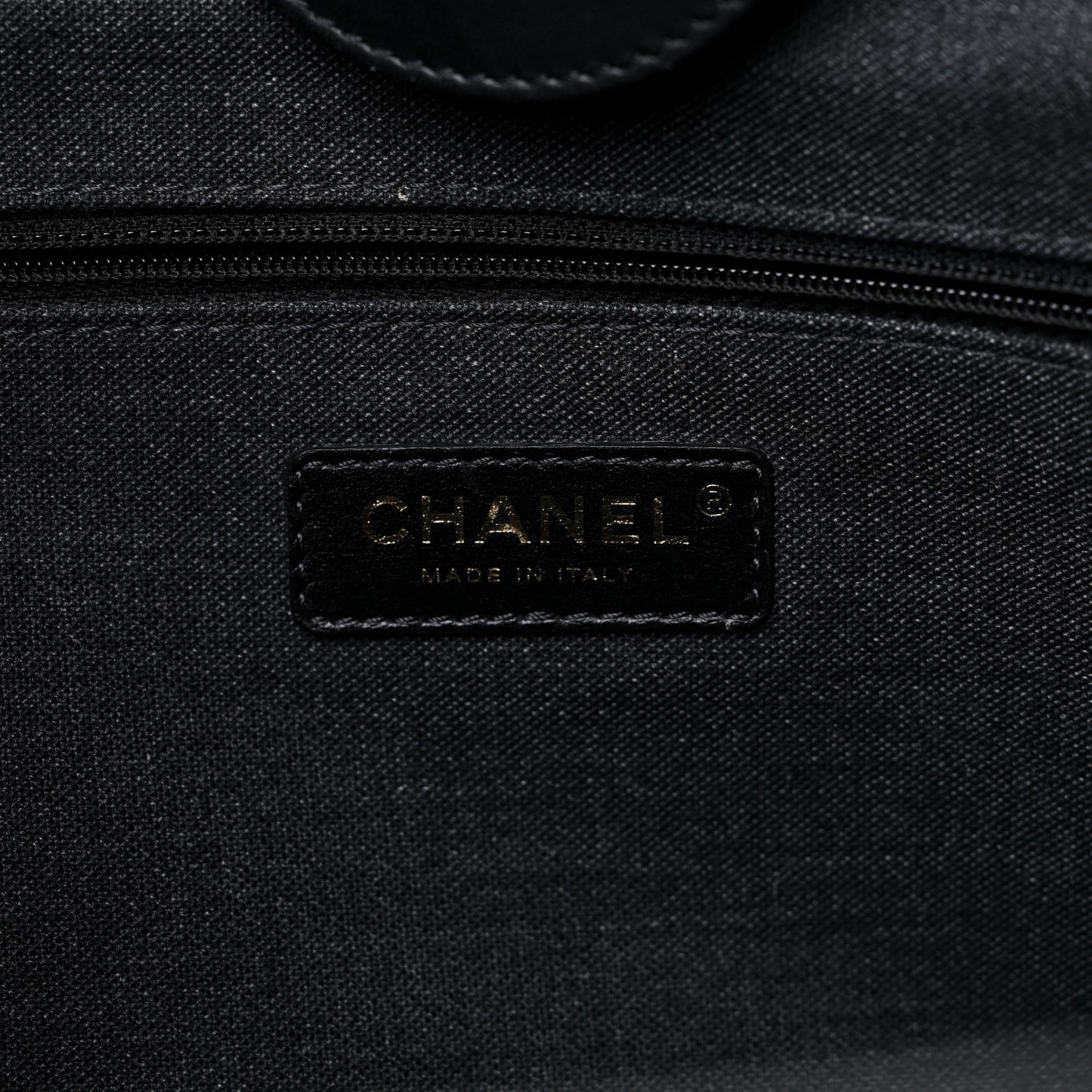 Calfskin Medium Deauville Tote Black