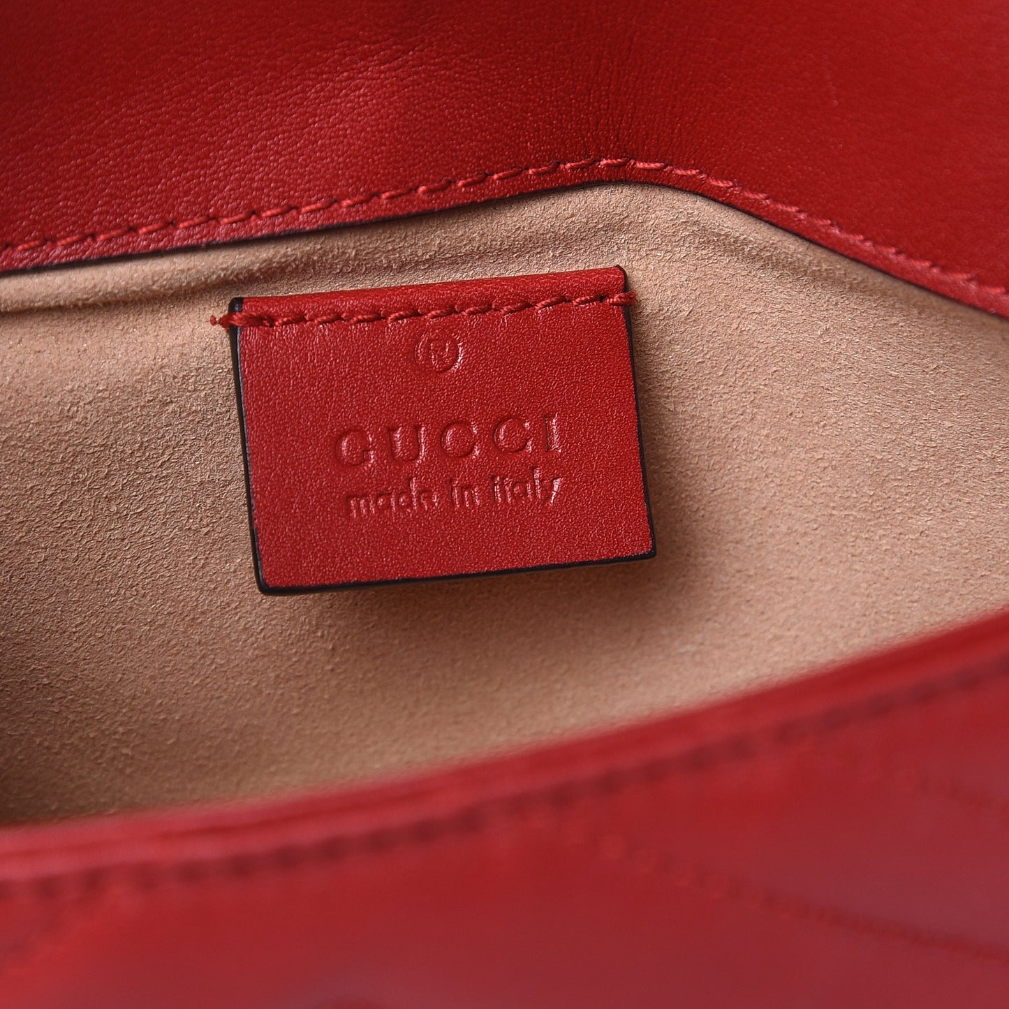 Calfskin Matelasse Super Mini GG Marmont Shoulder Bag Hibiscus Red