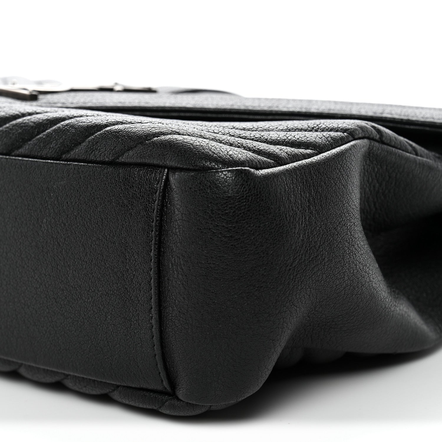 Saint Laurent Sheepskin Matelasse Chevron Monogram Large College Satchel Black 10 of 14