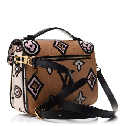 Louis Vuitton Monogram Giant Wild At Heart Pochette Metis Arizona 3 of 11