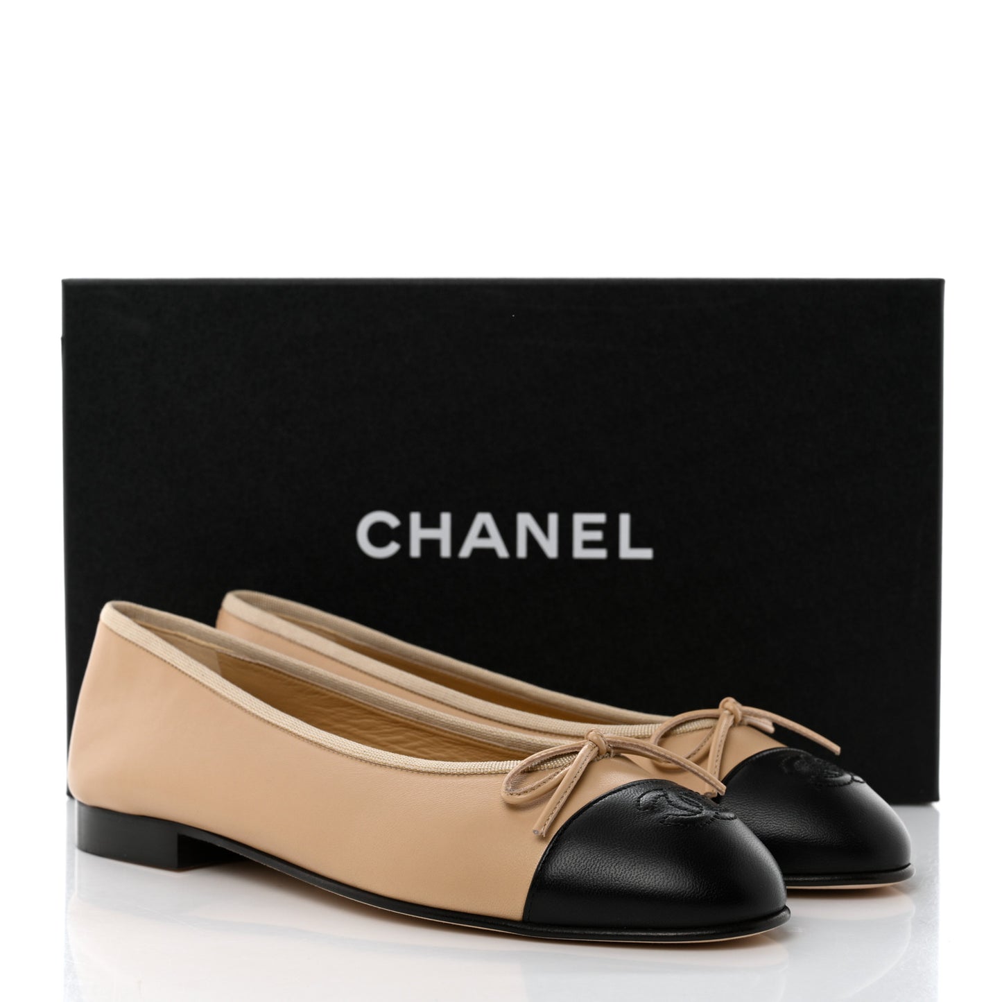 Lambskin Cap Toe CC Ballerina Flats 37.5 Beige Black