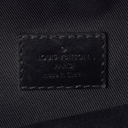 Louis Vuitton Monogram Eclipse Discovery Bumbag 6 of 8