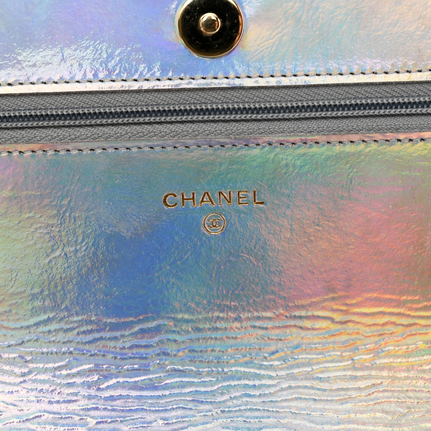 Iridescent Goatskin Quilted Wallet On Chain WOC Silver