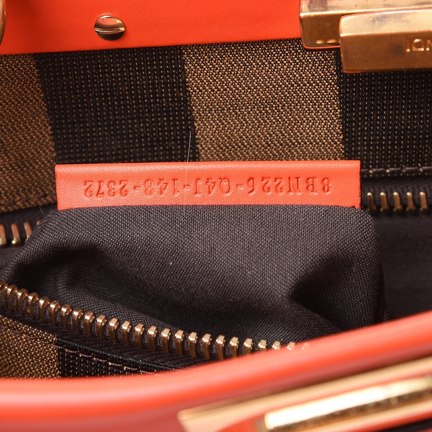 Vitello Morgan Fabric Jacquard Pequin Medium Peekaboo Iconic Satchel Papavero Tobacco Black