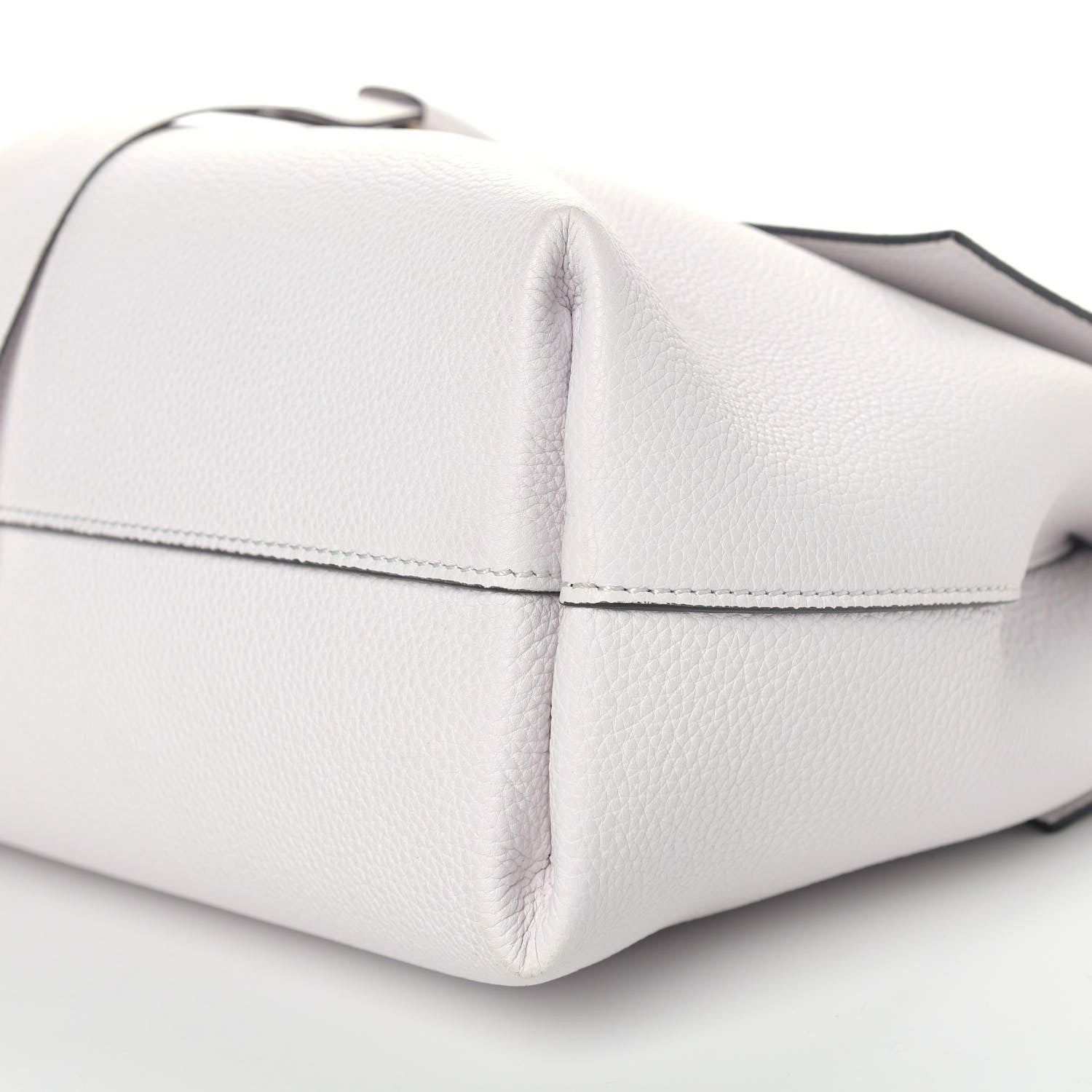 Valentino Garavani Pebbled Calfskin Large VRing Chain Shoulder Bag White 8 of 8